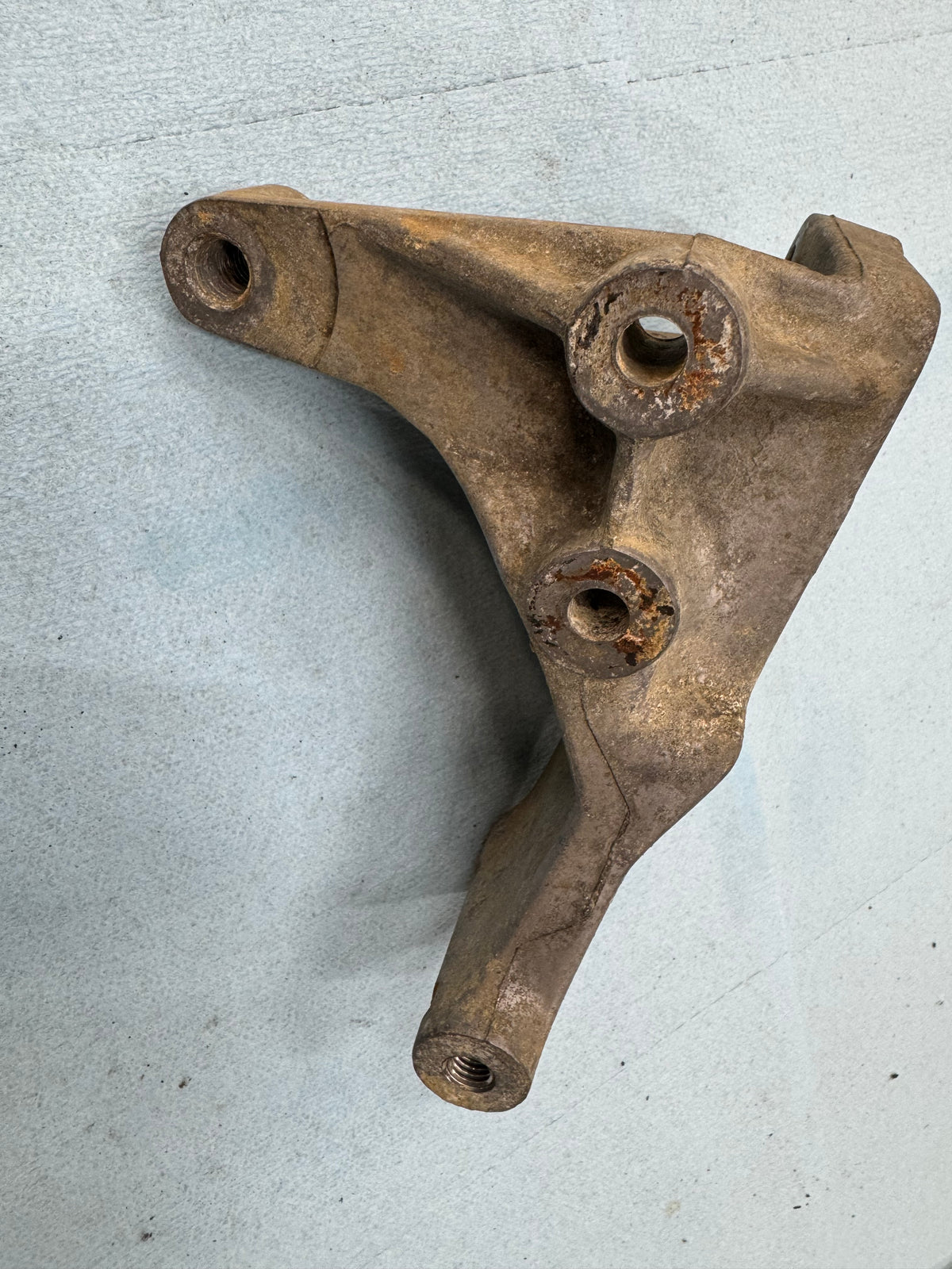 Alternator Mounting Bracket - Jeep Cherokee XJ - 1987-1990 - Renix 4.0