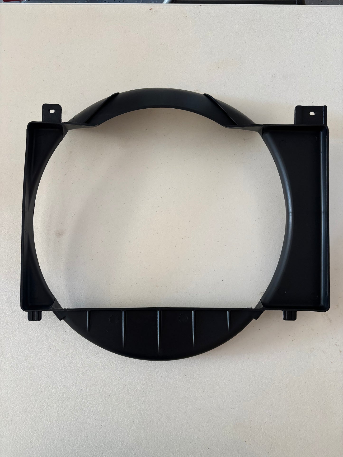 Jeep Cherokee XJ 4.0 Fan Shroud 87-01 *New & Used*