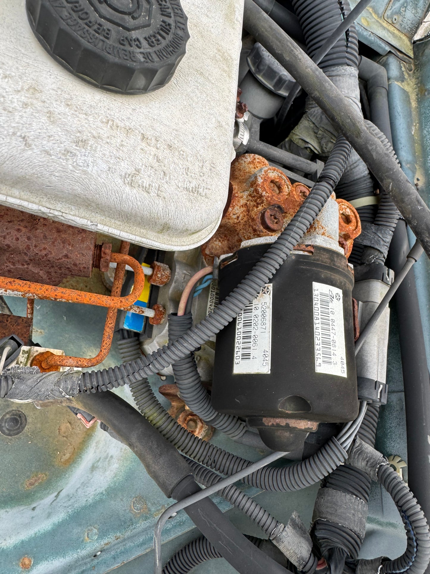 ABS Pump/Module - OEM - Jeep Cherokee XJ - 1994-2001