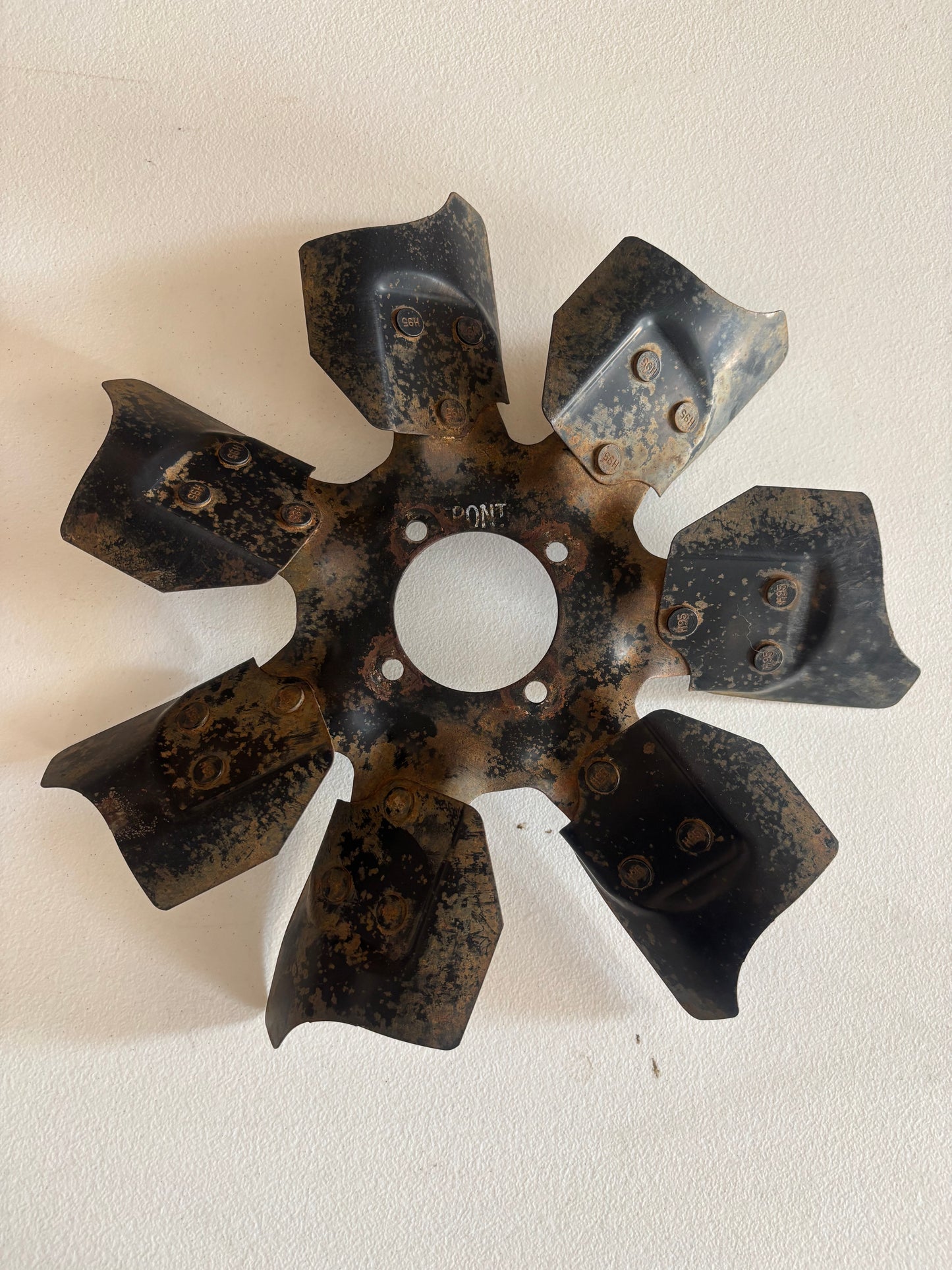 87-01 Jeep Cherokee XJ Factory Manual Fan Blade with Clutch. Factory/Aftermarket