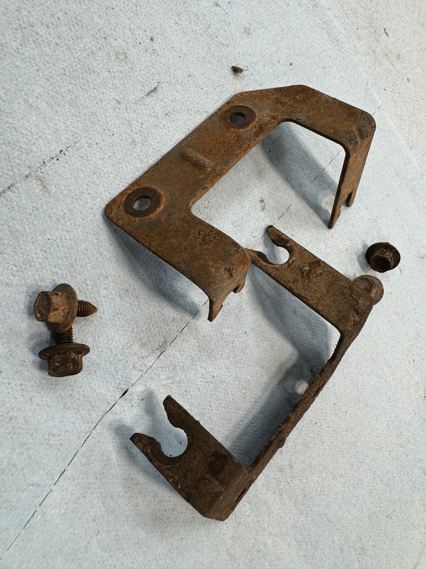 ABS Wire Support Bracket - Front Axle - 1991-2001 Jeep Axle - NON WJ