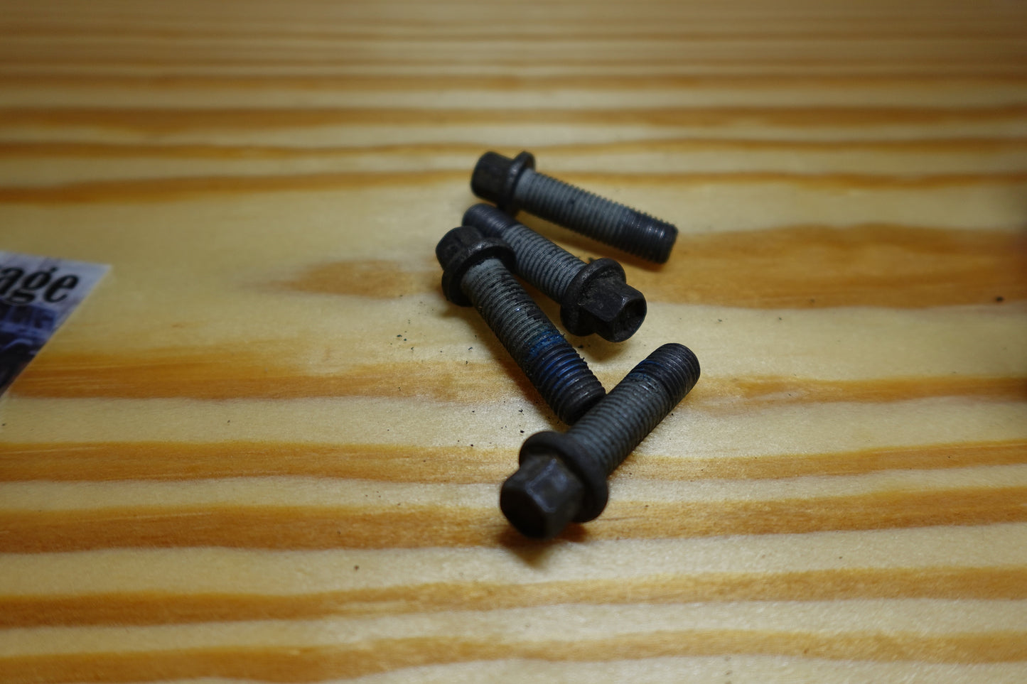 Jeep Cherokee XJ/ZJ/WJ Upper Drive Shaft Bolts.