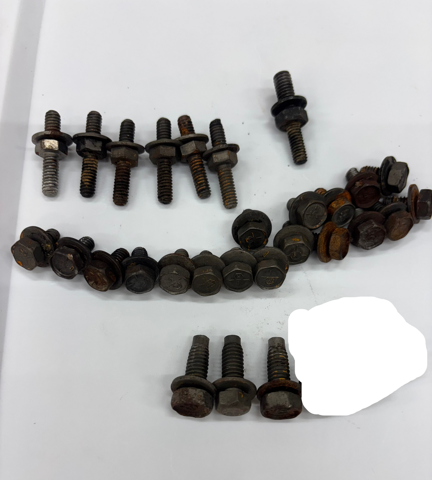 Jeep 4.0 Oil Pan Bolt Set All Bolts - ALL Years