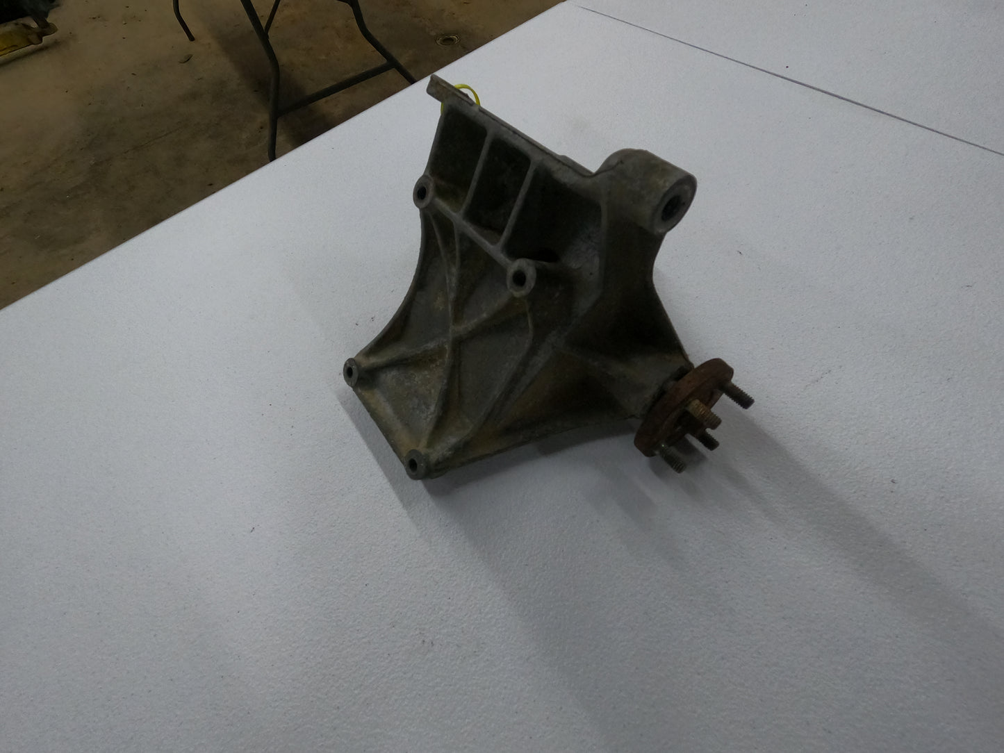 Cherokee XJ Fan Hub/ Alternator Bracket