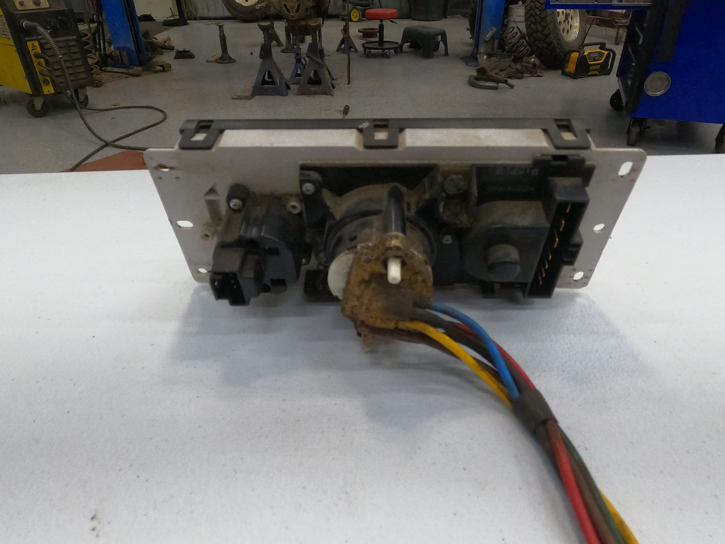A/C , Heater Control Switch Panel 97-01 Jeep XJ