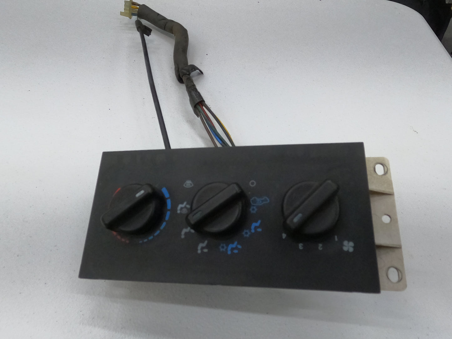 A/C , Heater Control Switch Panel 97-01 Jeep XJ