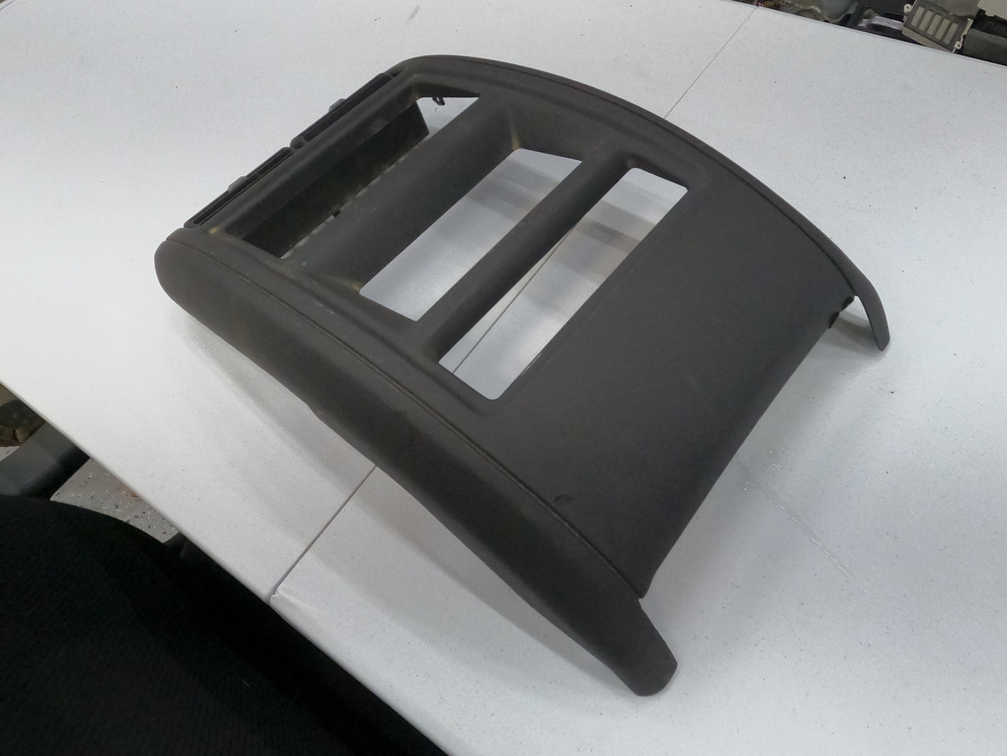 Main Dash Bezel Cover. 1997-2001 Jeep Cherokee XJ