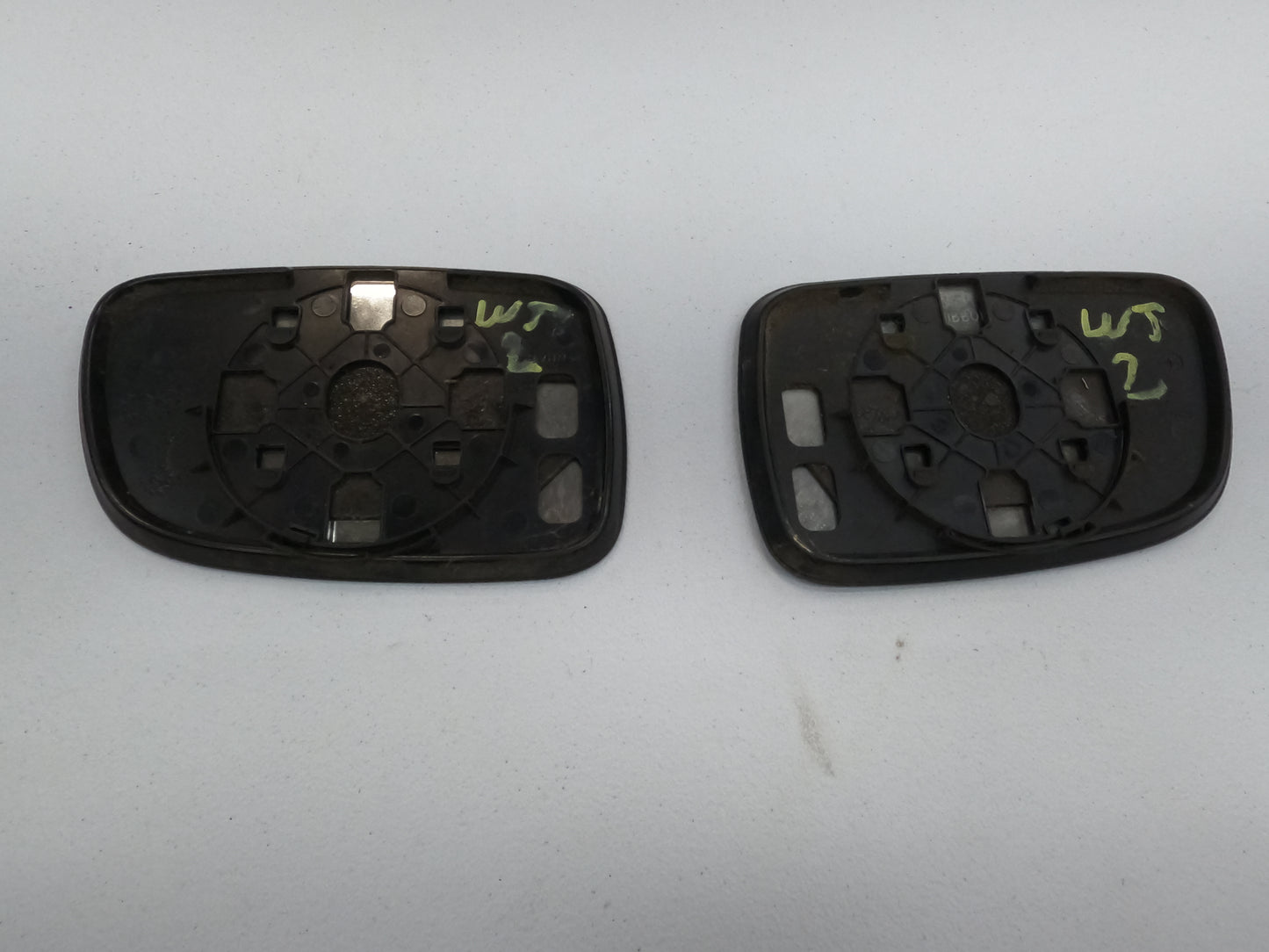 Replacement Mirror Lense For Jeep Grand Cherokee WJs