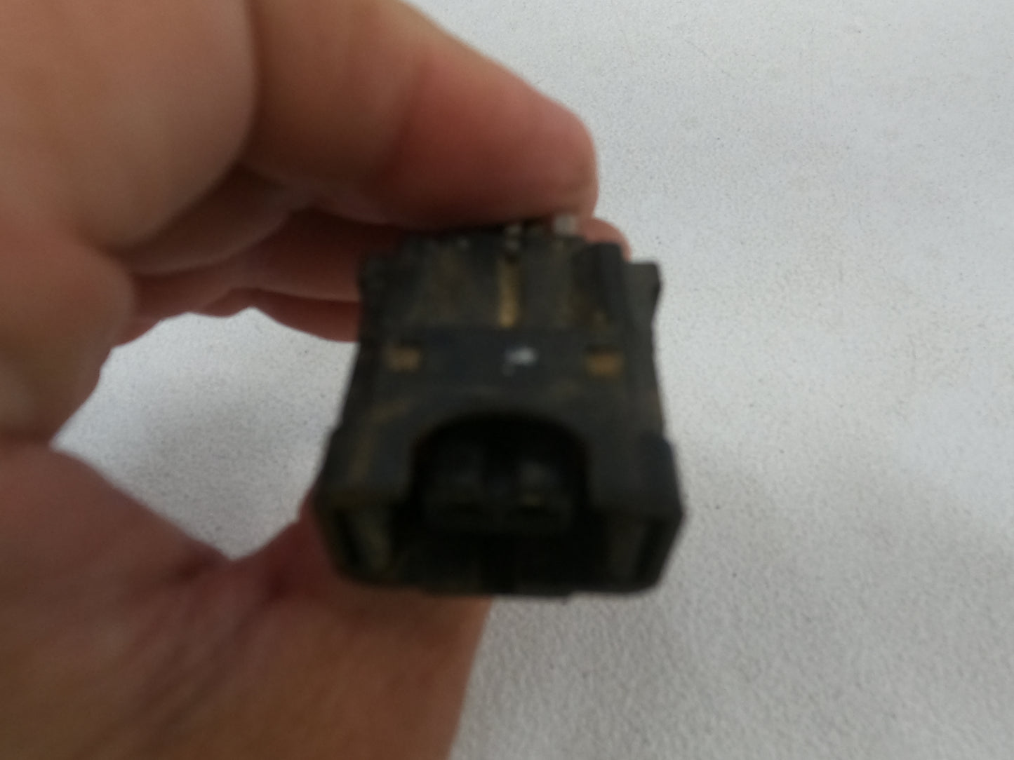 Fuel Injector Connector Plug. **ALL Years.