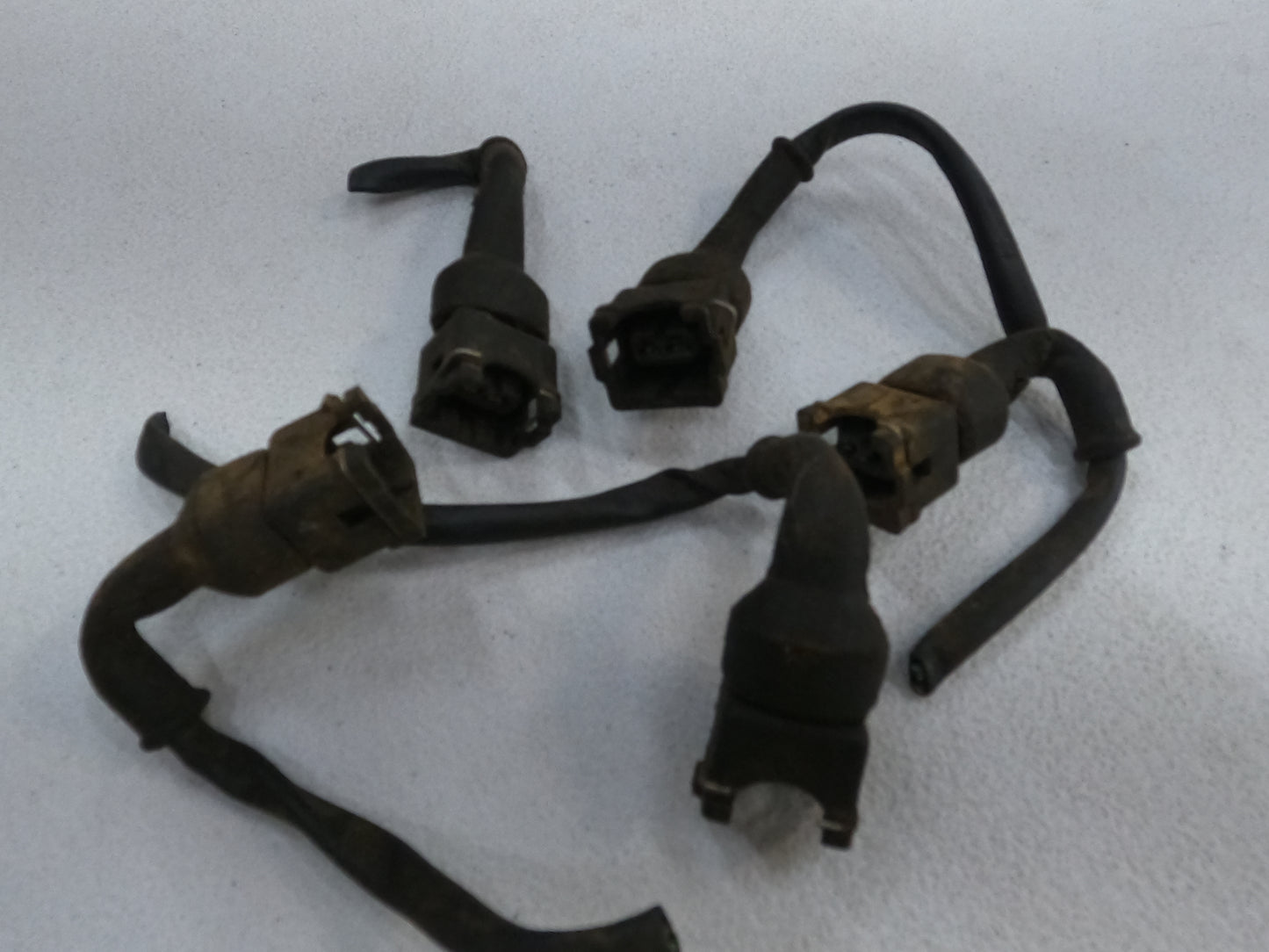 Fuel Injector Connector Plug. **ALL Years.