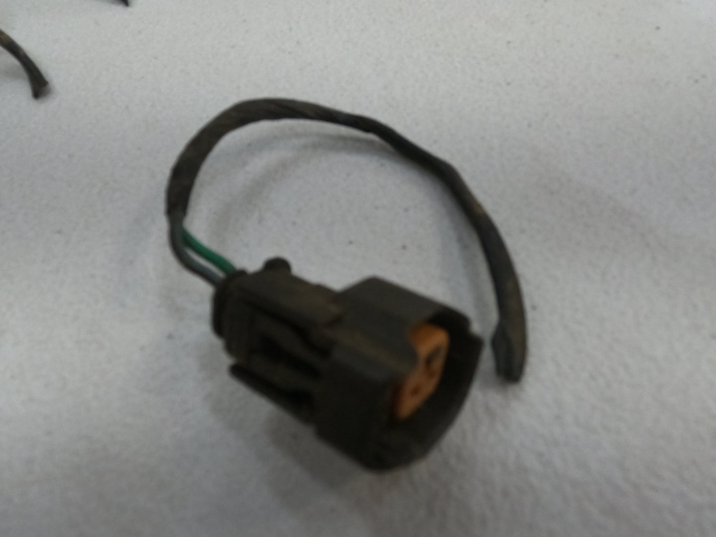 Fuel Injector Connector Plug. **ALL Years.