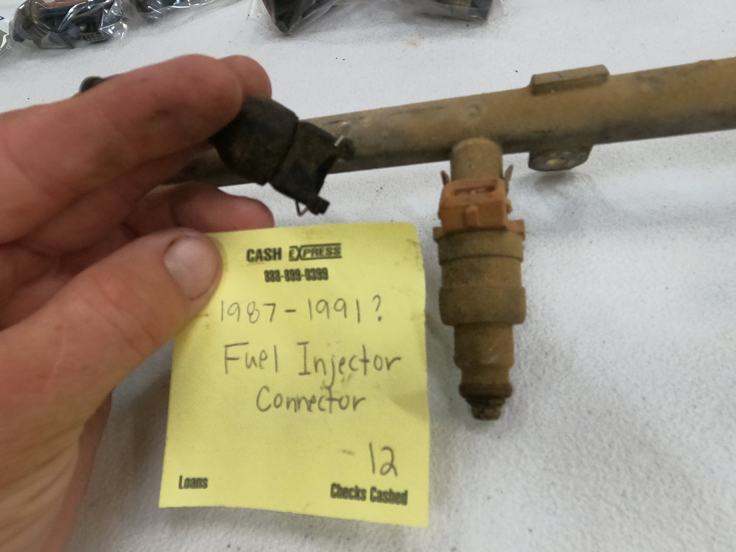 Fuel Injector Connector Plug. **ALL Years.