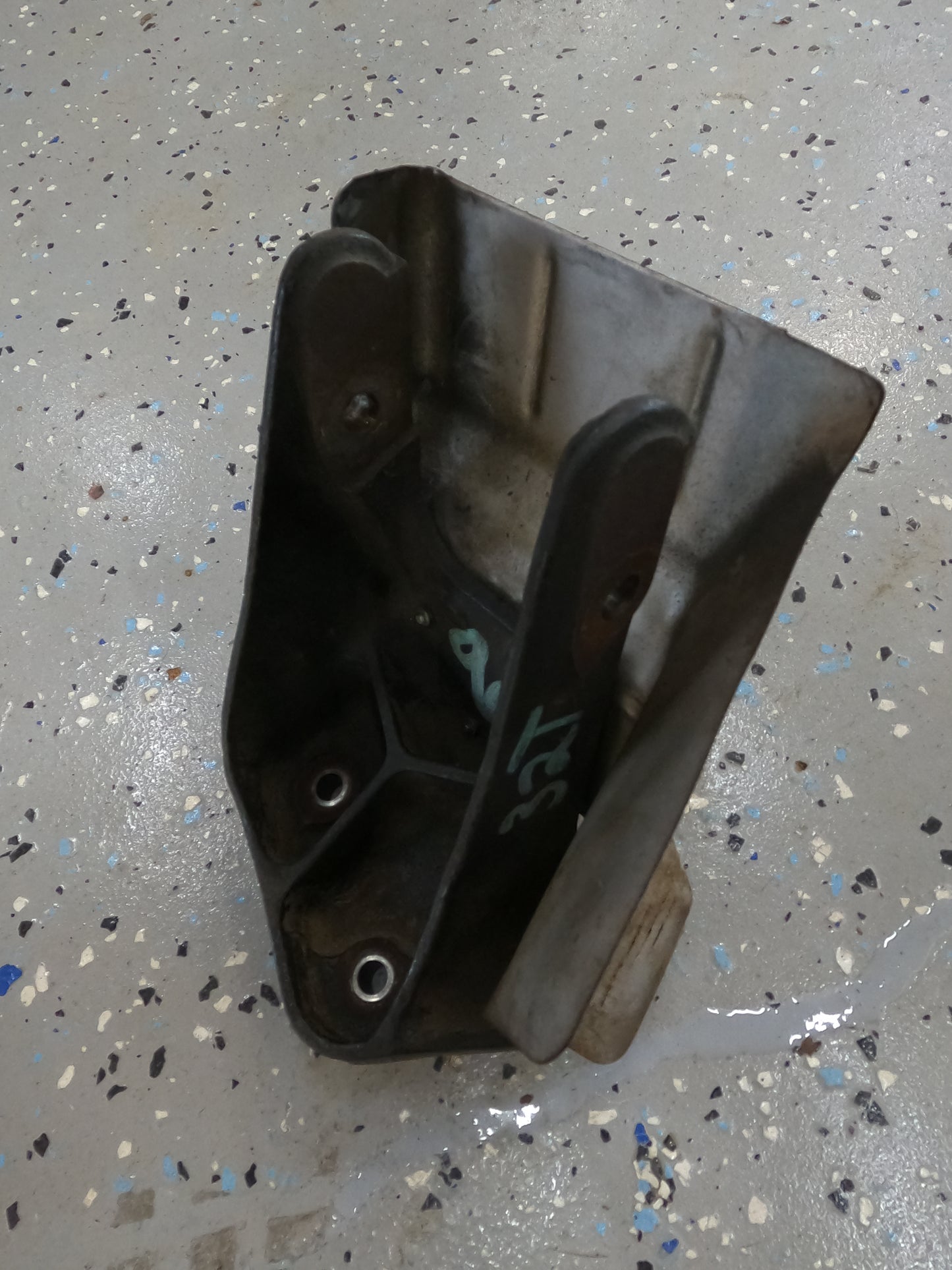 Jeep 4.0 Engine Mount Brackets 87-2001 93-98 **ALL MODELS** XJ ZJ & TJ?