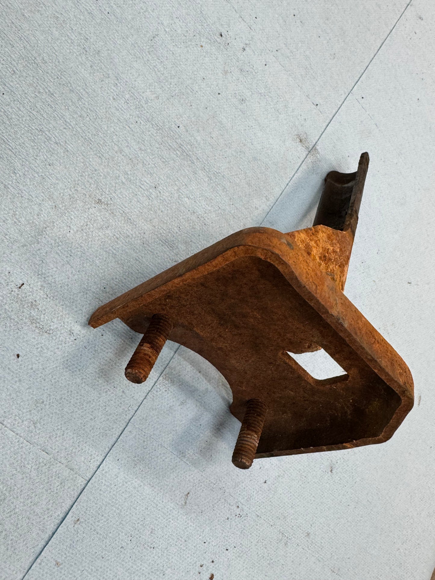 Exhaust Hanger - Transmission Mount 87-01 XJ Jeep Cherokee 4.0 AW4