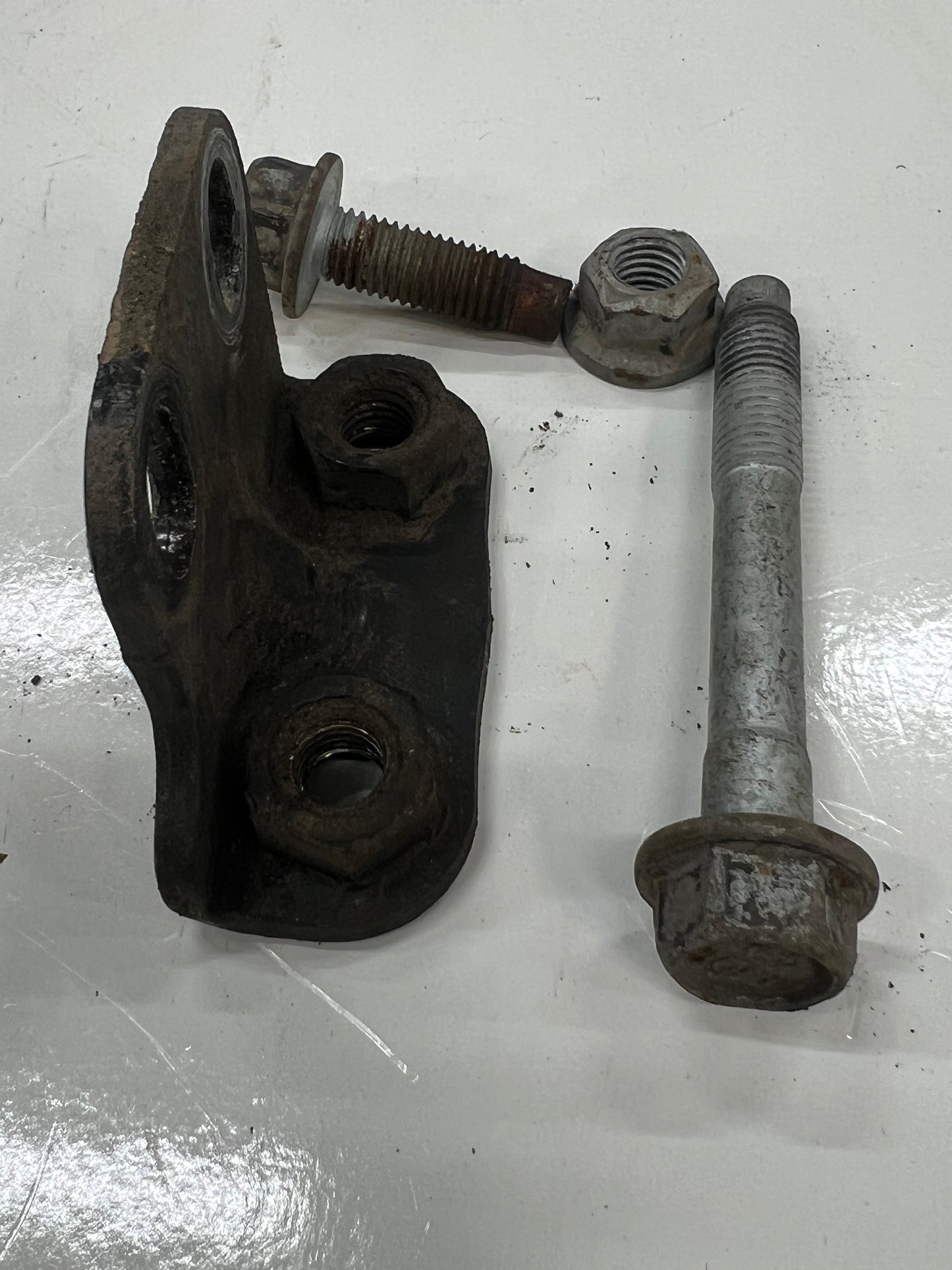 Track Bar Nut Tab - Brace - 93-98 Jeep Grand Cherokee ZJ