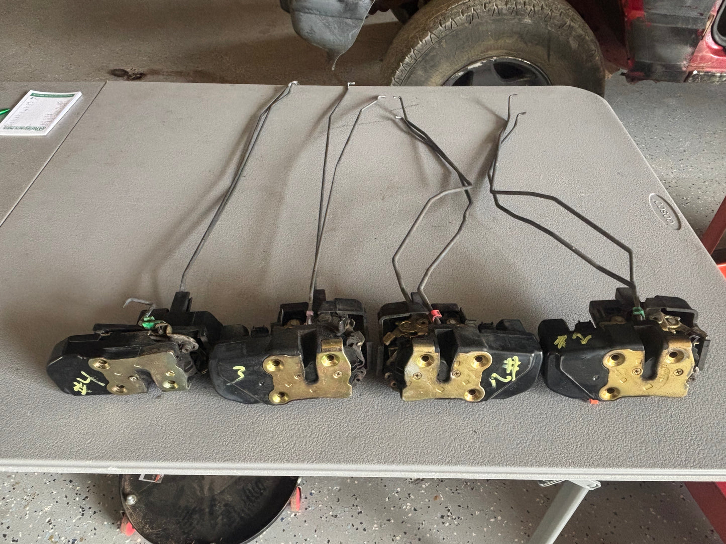 99-2004 Jeep Grand Cherokee Door Latch & Rods **TESTED**