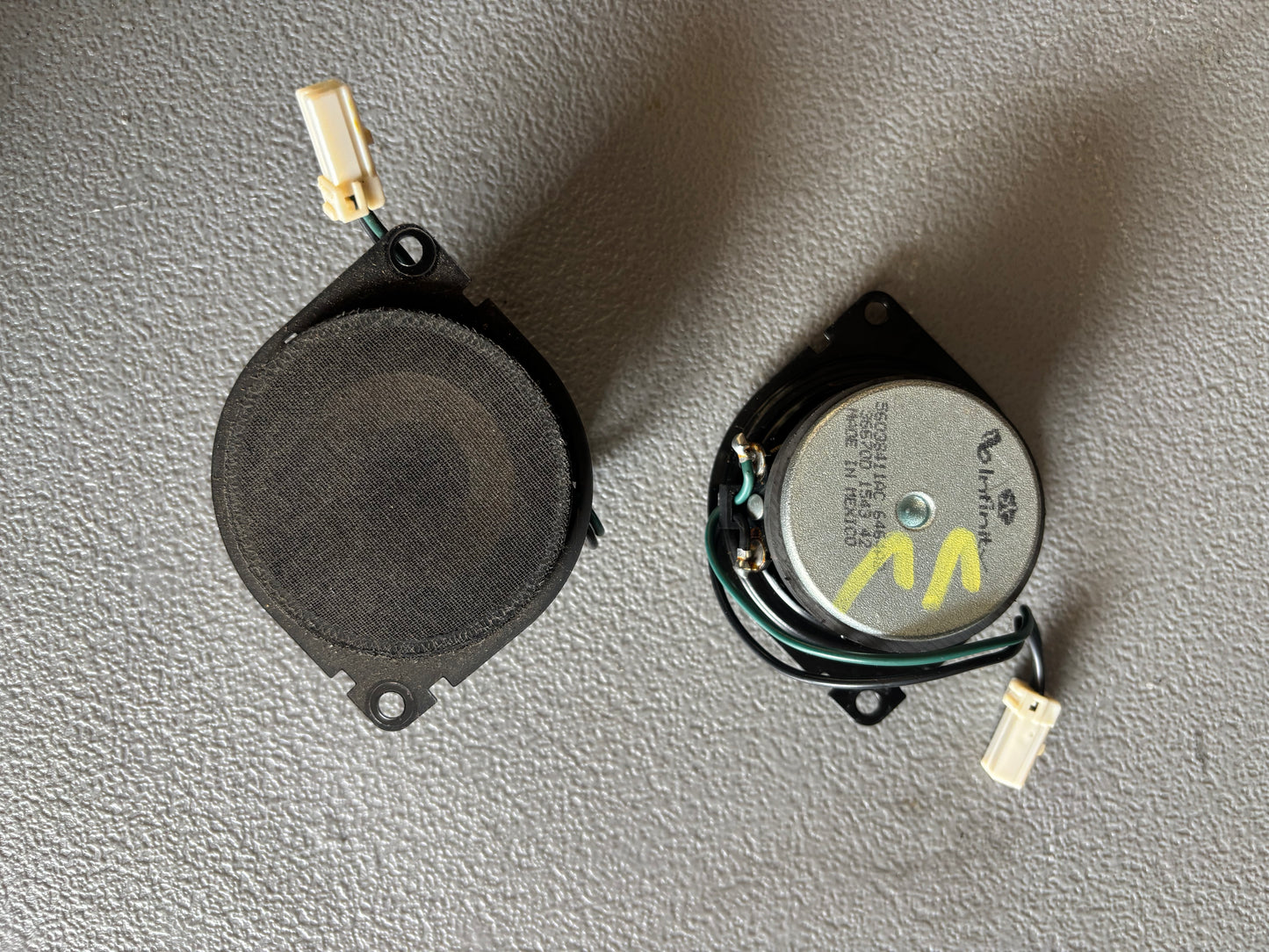 99-2004 Jeep Grand Cherokee Factory Speakers. Infinity Gold & Factory **TESTED**