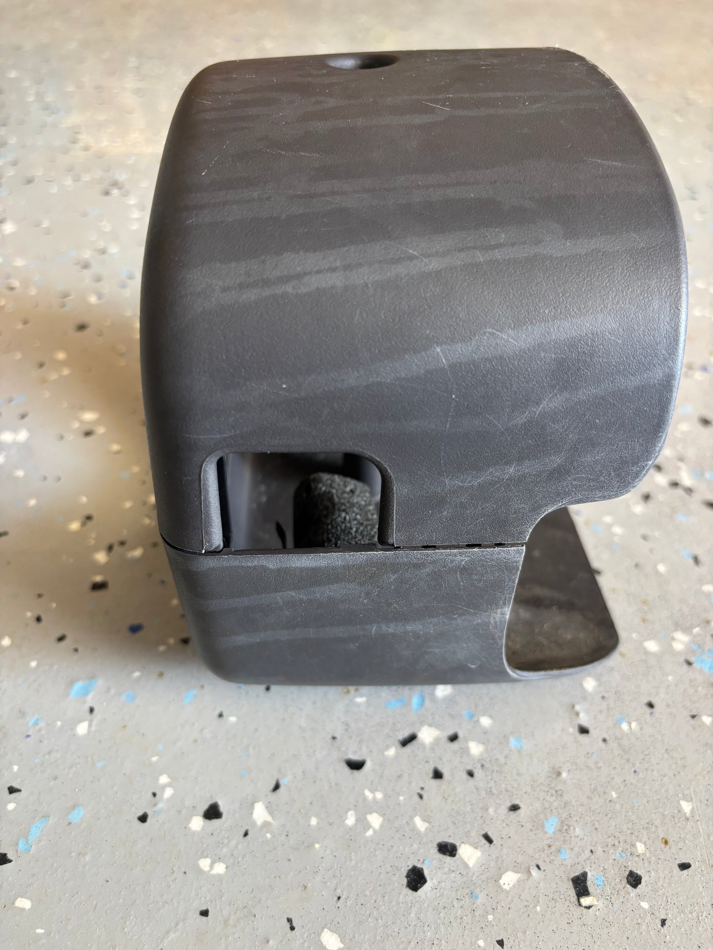 Steering Column Cover/Surround. 99-04 Jeep Grand Cherokee WJ