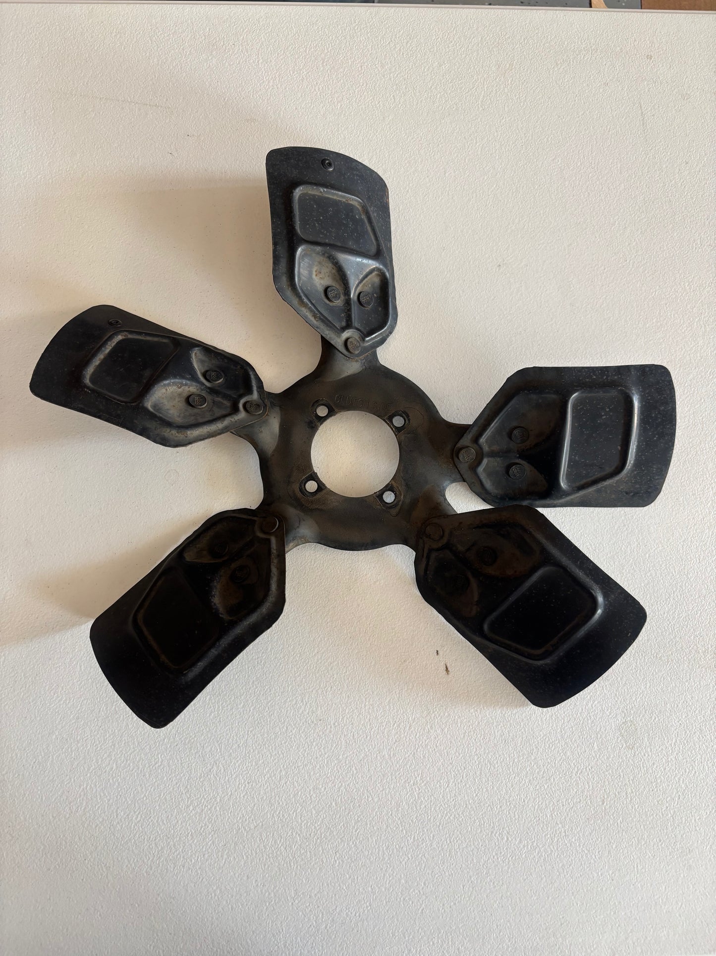 Jeep Grand Cherokee Belt Driven Fan. 99-04 WJs 4.0 & 4.7V8 52079984AA