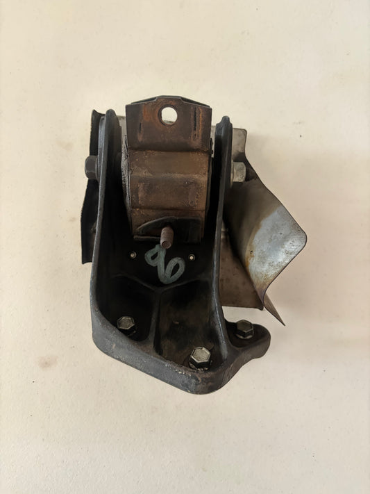 Jeep 4.0 Engine Mount Brackets 87-2001 93-98 **ALL MODELS** XJ ZJ & TJ?