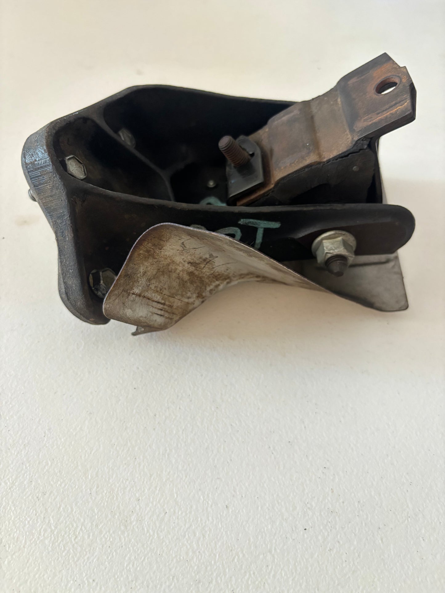 Jeep 4.0 Engine Mount Brackets 87-2001 93-98 **ALL MODELS** XJ ZJ & TJ?