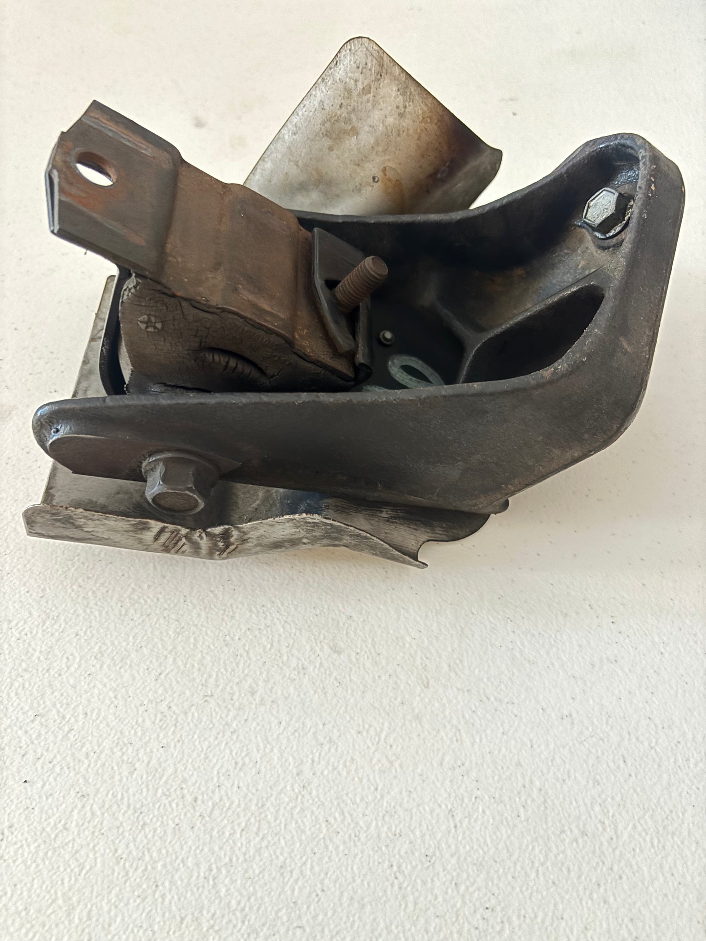 Jeep 4.0 Engine Mount Brackets 87-2001 93-98 **ALL MODELS** XJ ZJ & TJ?