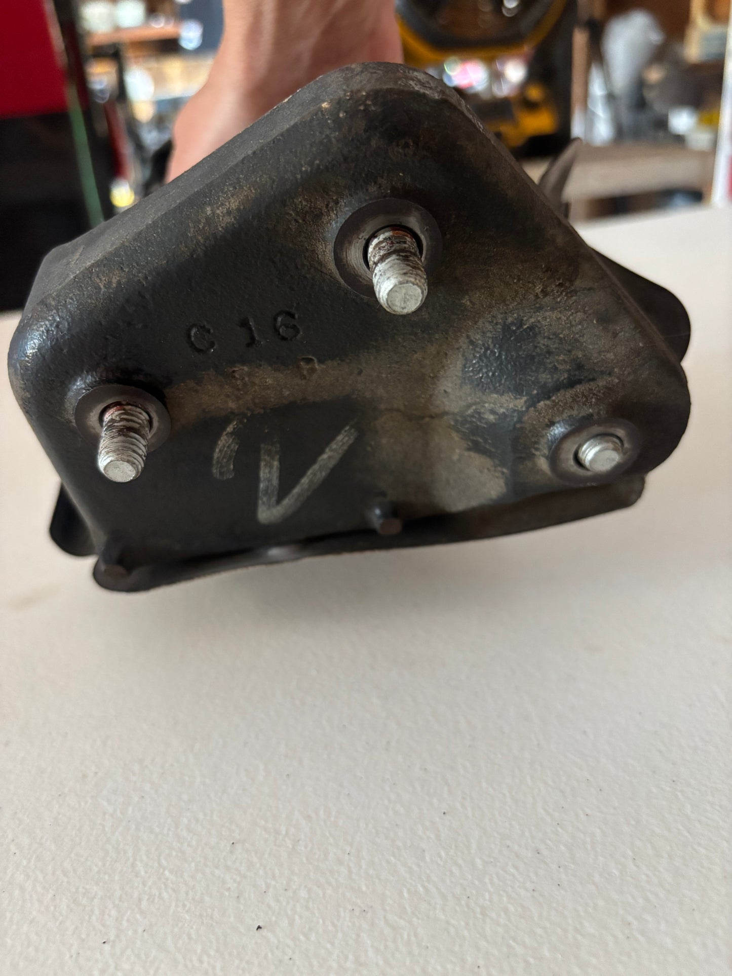Jeep 4.0 Engine Mount Brackets 87-2001 93-98 **ALL MODELS** XJ ZJ & TJ?