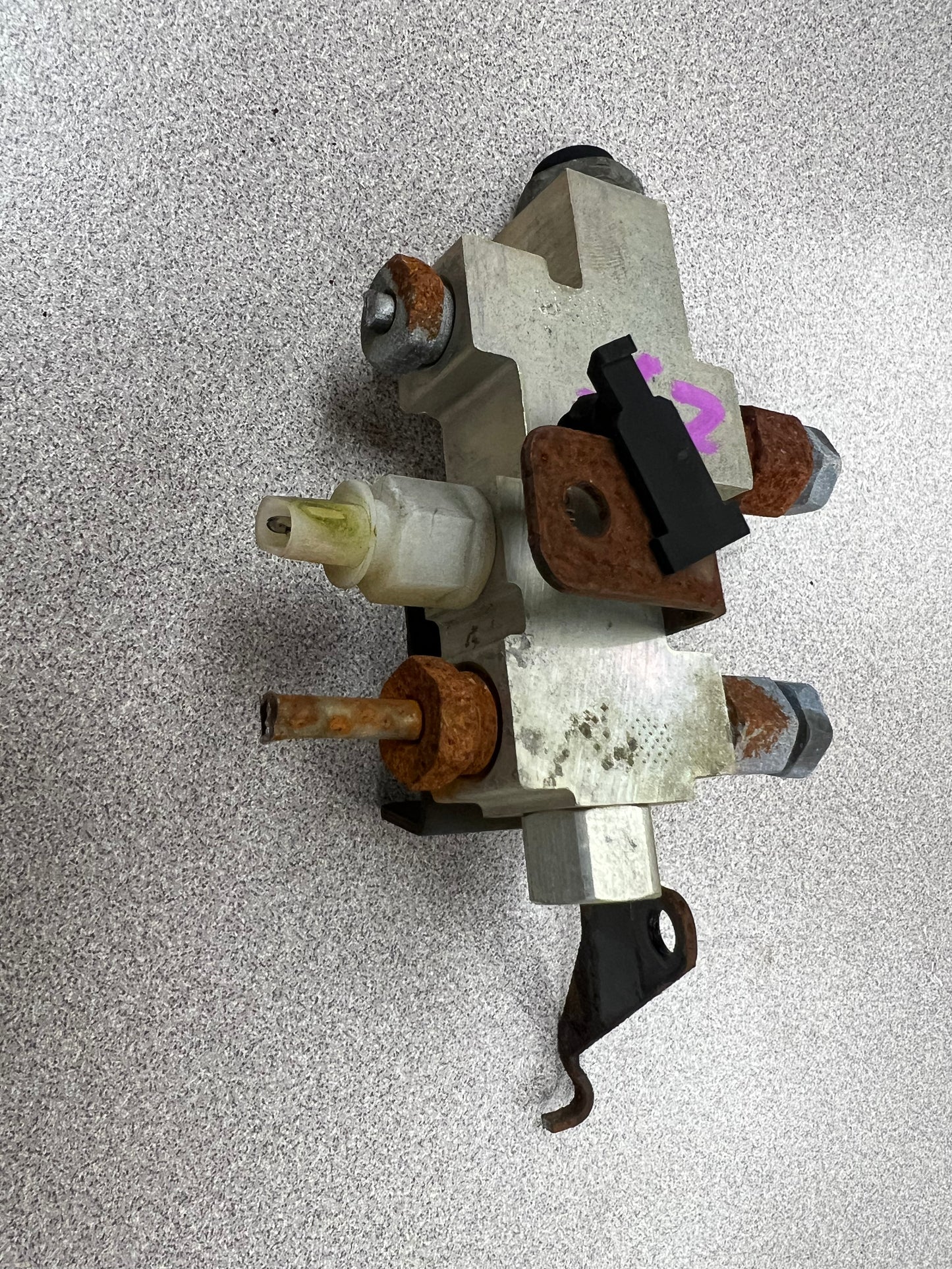 ZJ/XJ Rear Disc&Drum Brake Proportional Valves. **ALL STYLES**