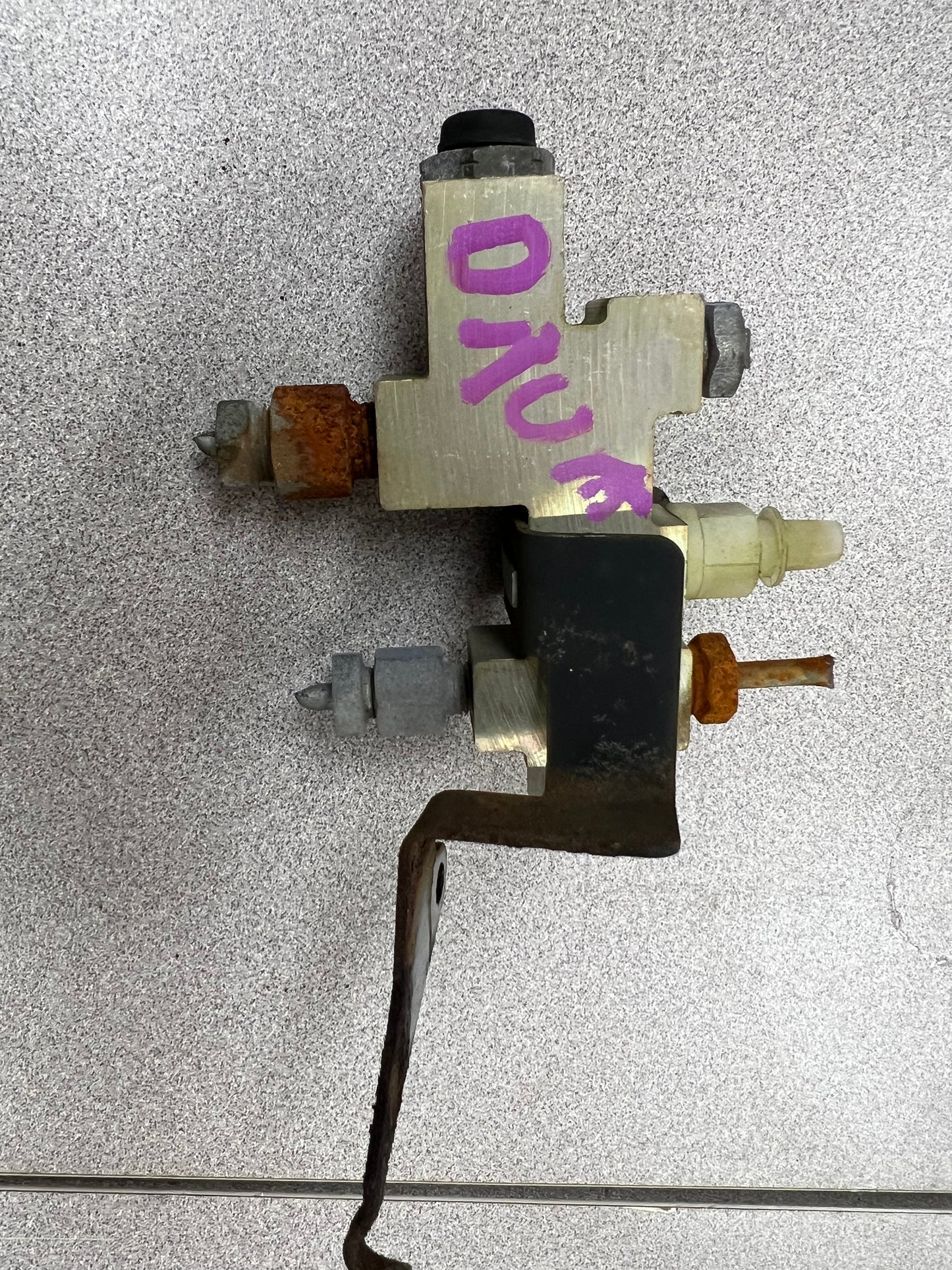 ZJ/XJ Rear Disc&Drum Brake Proportional Valves. **ALL STYLES**