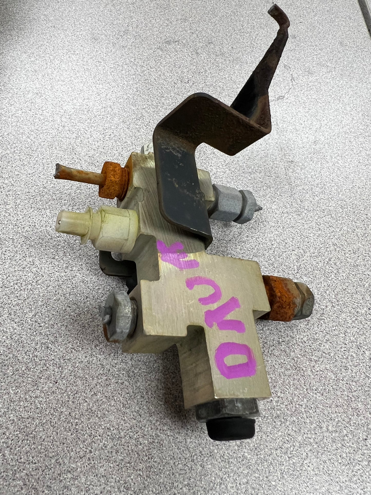 ZJ/XJ Rear Disc&Drum Brake Proportional Valves. **ALL STYLES**