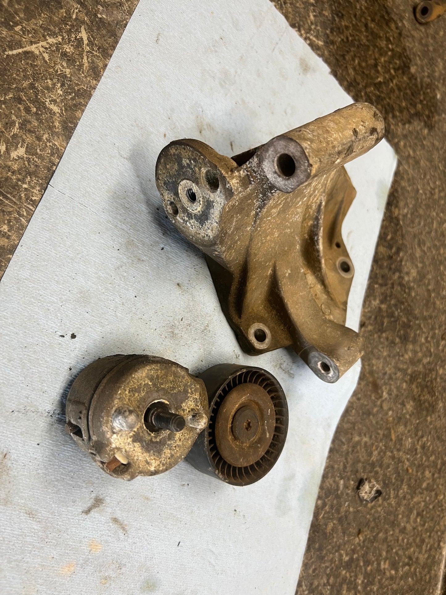 Alternator Bracket For 99-04 WJ Grand Cherokee & 00-06 Wranglers TJs, Bolt Checked!