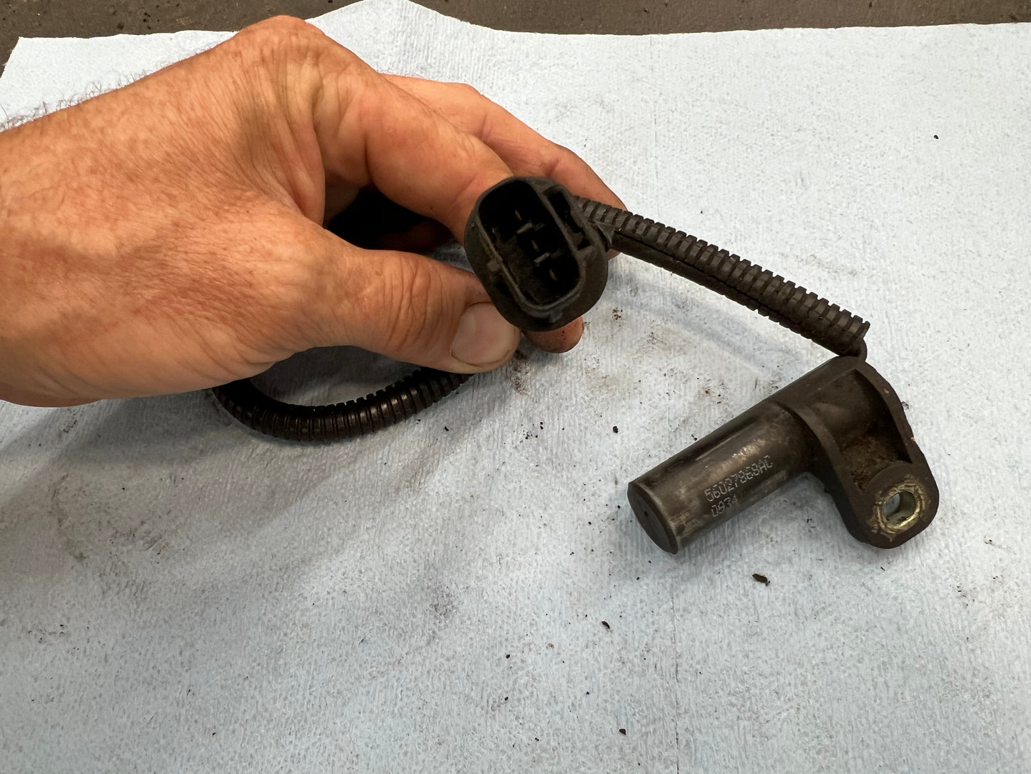 FACTORY Grand Cherokee 4.0 Crank Shaft Sensor. TESTED