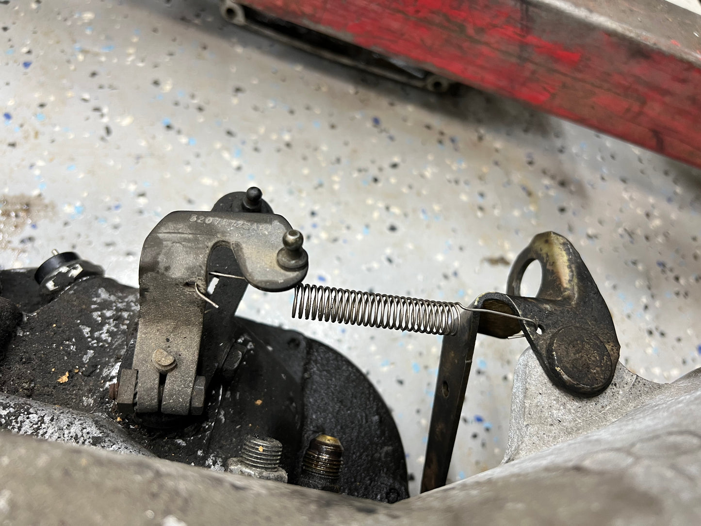Shifter Cable Bracket - Grand Cherokee Automatic Transmission - WJ & ZJ