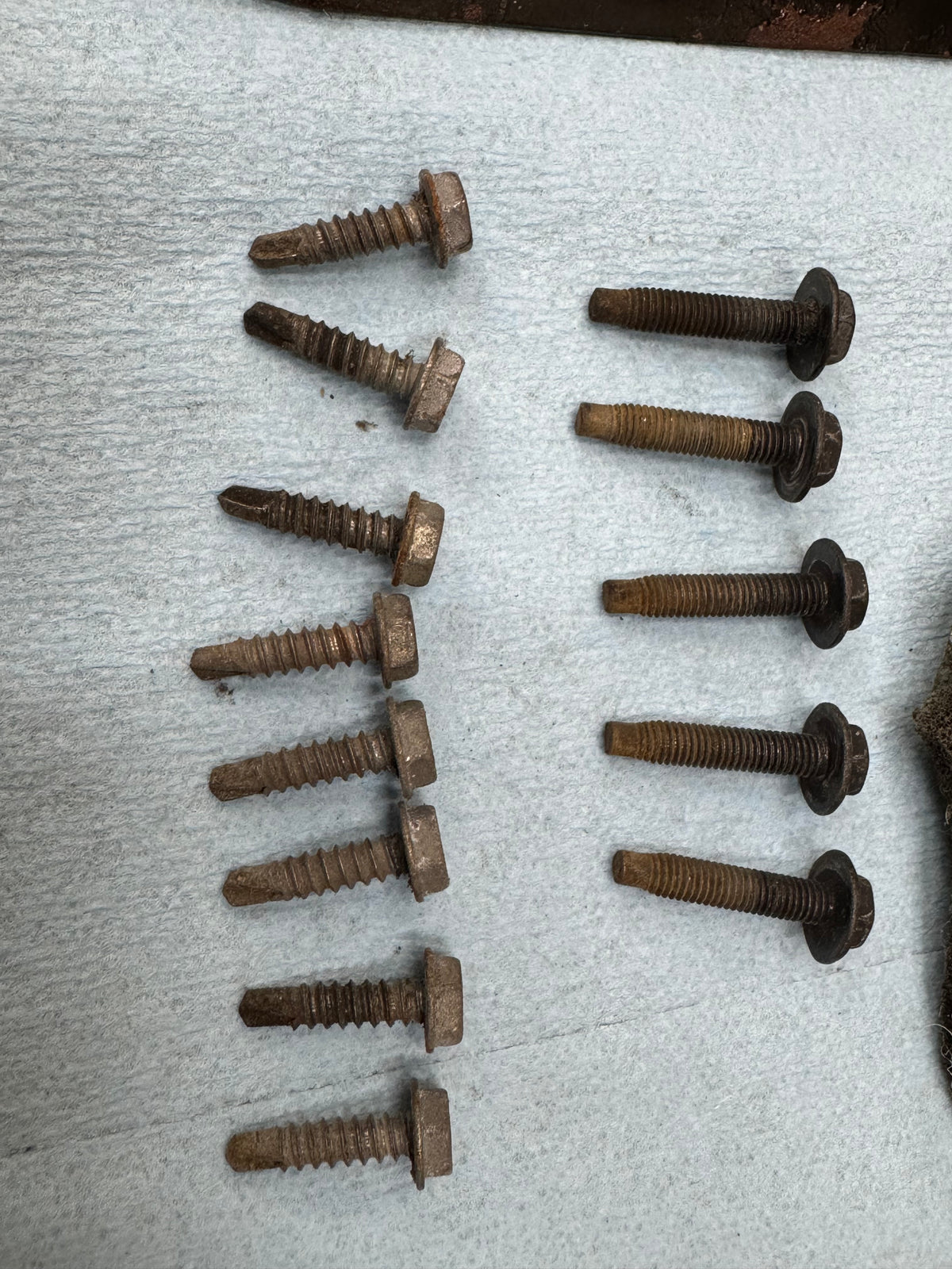 Transmission Tunnel Covers & Screws - Automatic - 1984 - 2001 Jeep Cherokee XJ