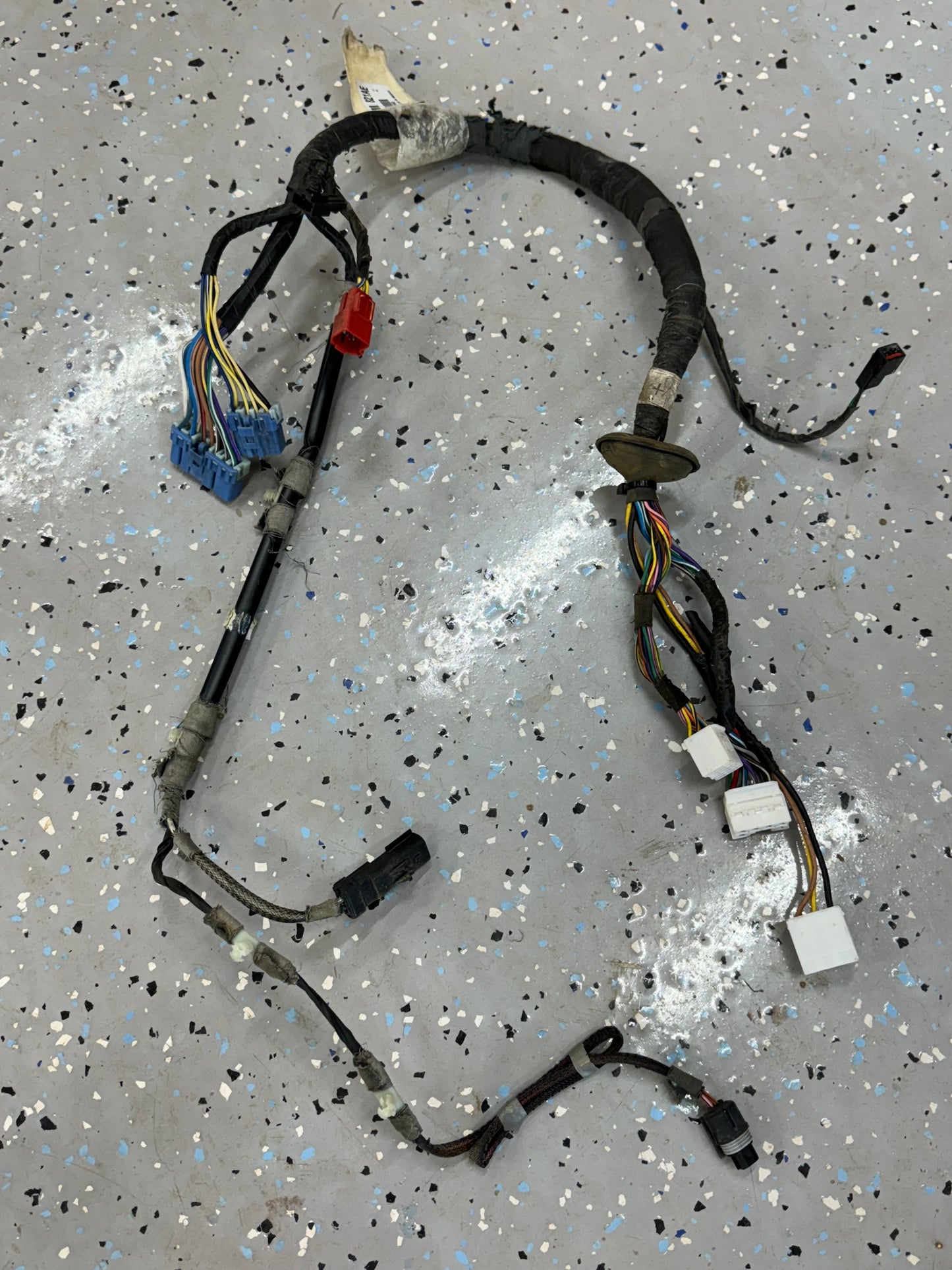 Liftgate Parts & Accessories  Latch-Lock-Handle-Wiring  97-01 Jeep Cherokee XJ