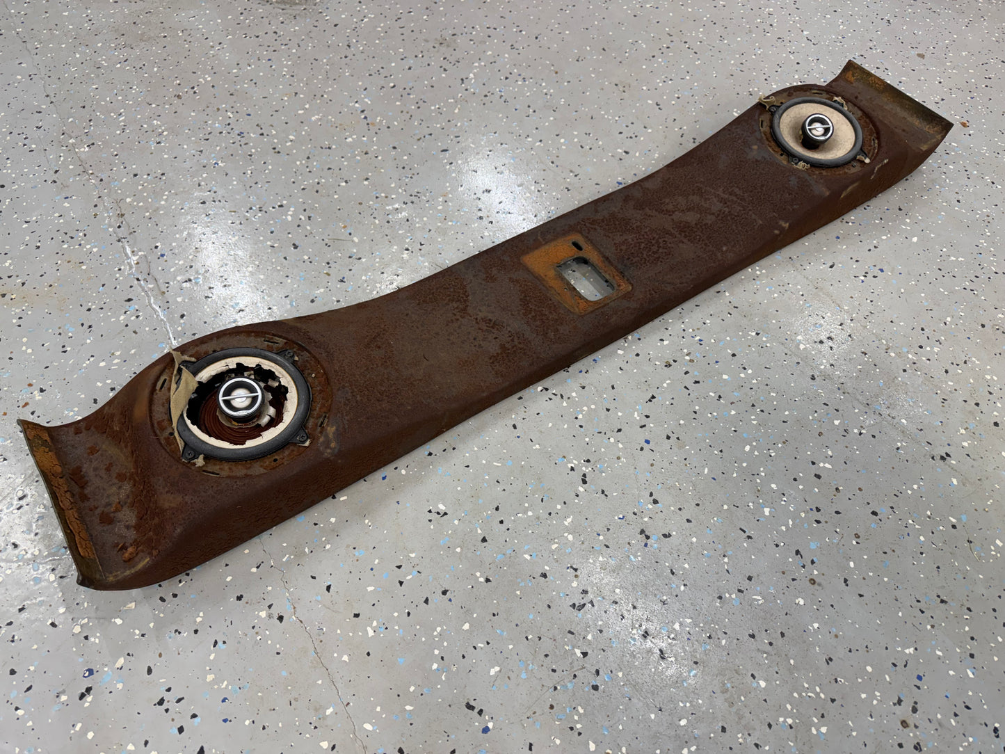 Overhead Speaker Sound Bar -  Jeep Cherokee XJ -  1991-1996