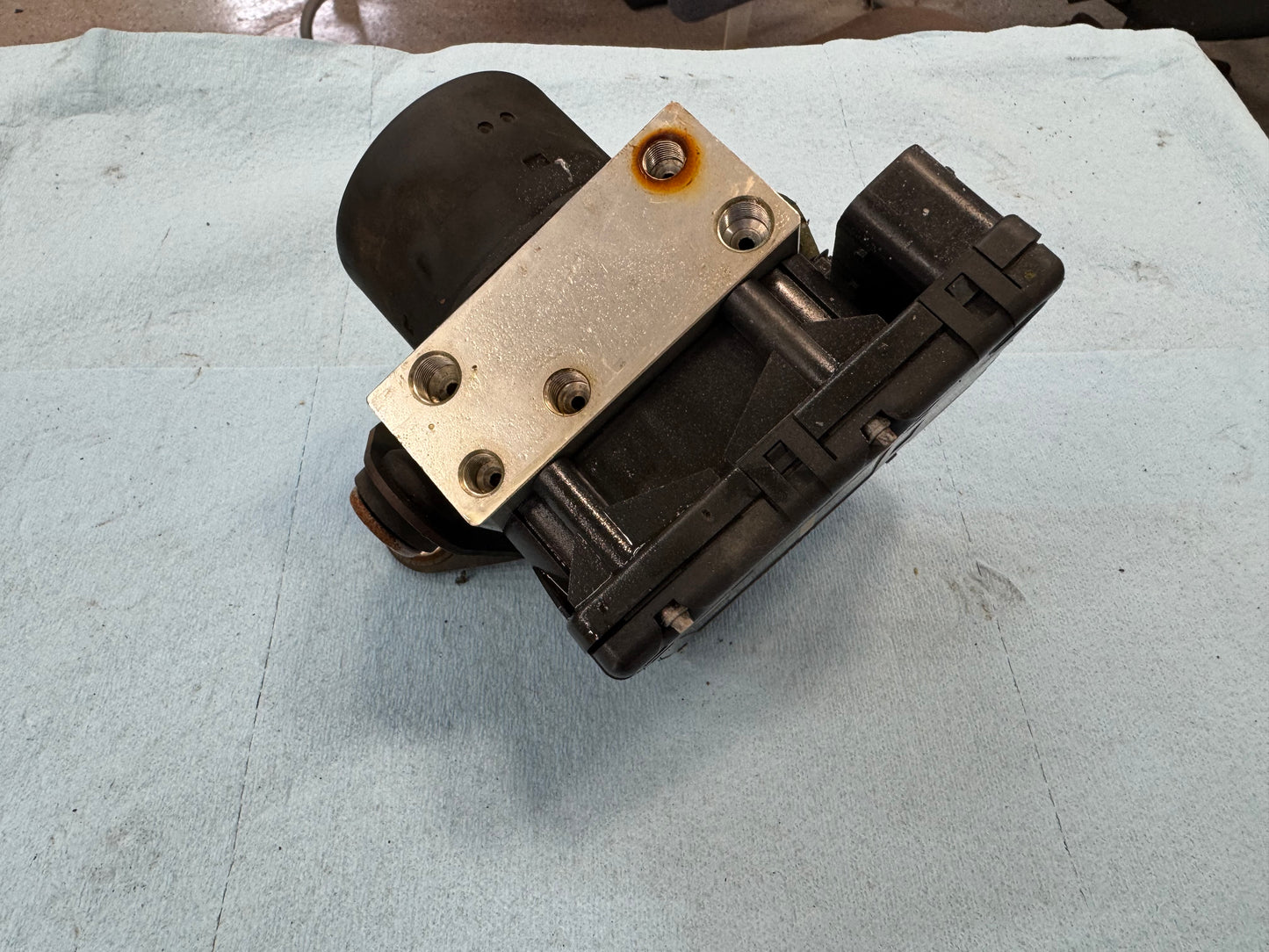 ABS Pump/Module - OEM - Jeep Cherokee XJ - 1994-2001