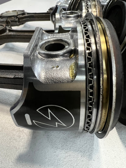 100 Miles - USED -  4.0 Pistons & Rods - NewISH Pistons on Rods With Rings -