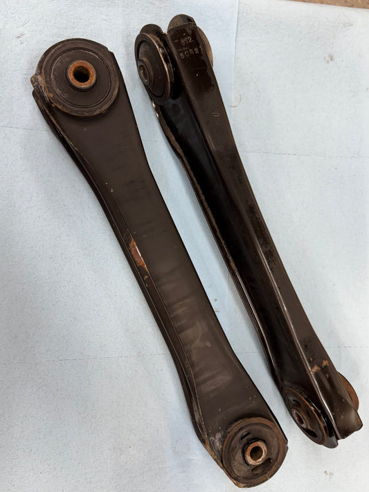 Lower Control Arms - Front - OEM - Jeep Cherokee XJ & Grand Cherokee ZJ