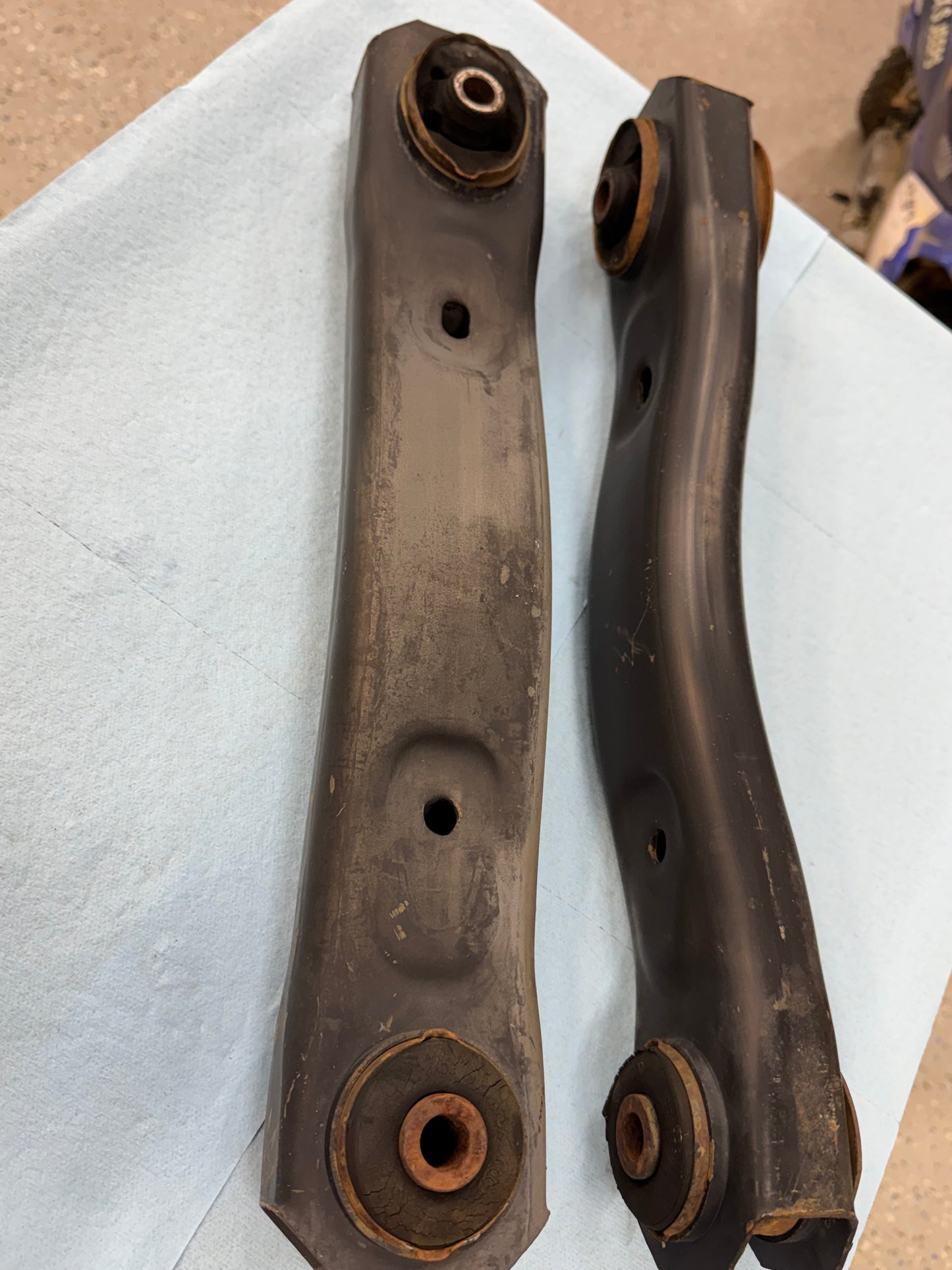 Lower Control Arms - Front - OEM - Jeep WJ - UPGRADE!