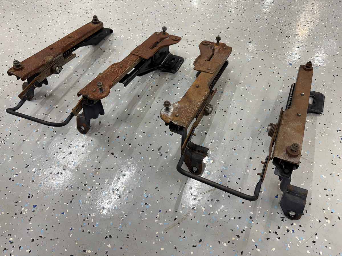 Seat Slider Tracks - Seat Frame - Jeep Cherokee XJ - 1996-2001