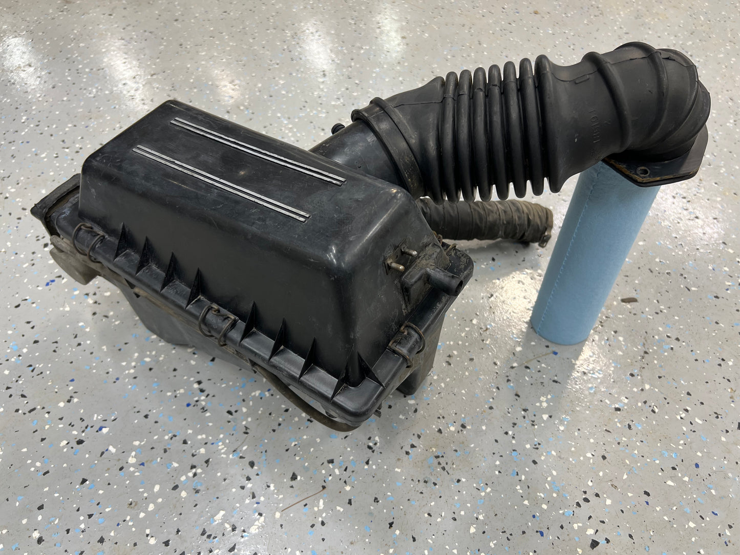 Air Box - Factory OEM Intake - Jeep Cherokee XJ - All Years
