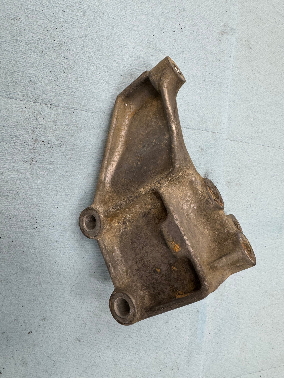 Alternator Mounting Bracket - Jeep Cherokee XJ - 1987-1990 - Renix 4.0