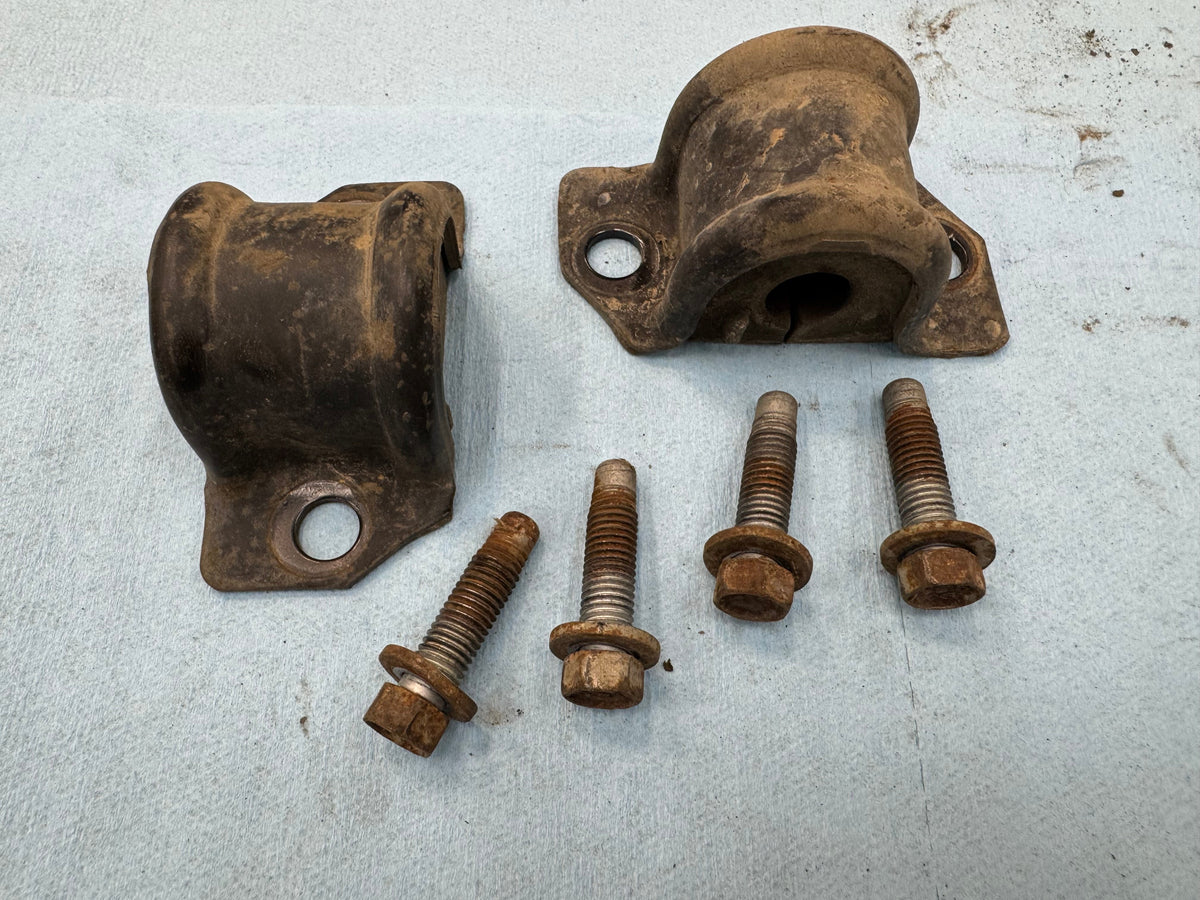 Sway Bar Mounting Bolts & Bracket to Frame  -  XJ - ZJ - WJ