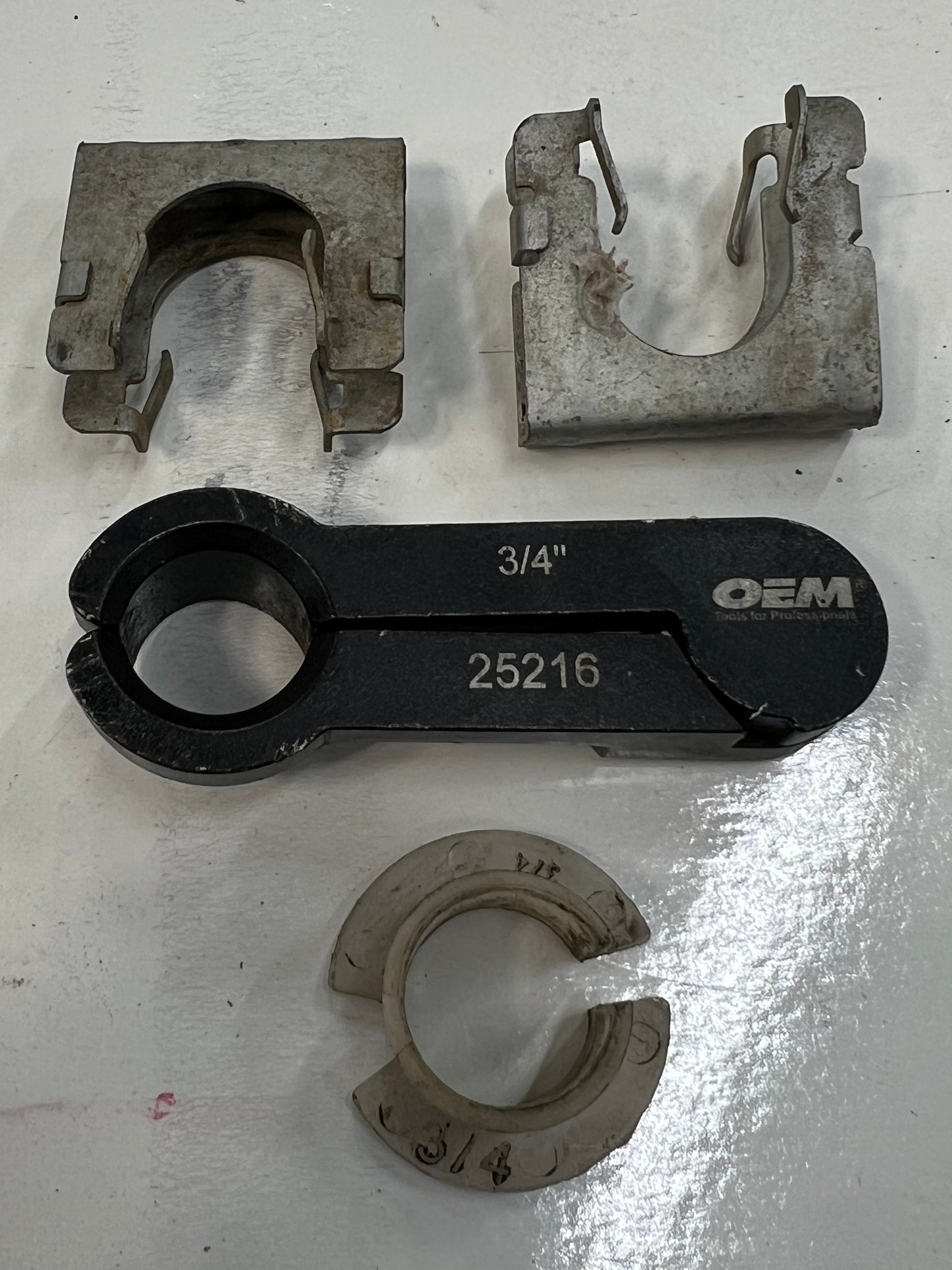 A/C Clips - Safety Clips - Big & Small Size