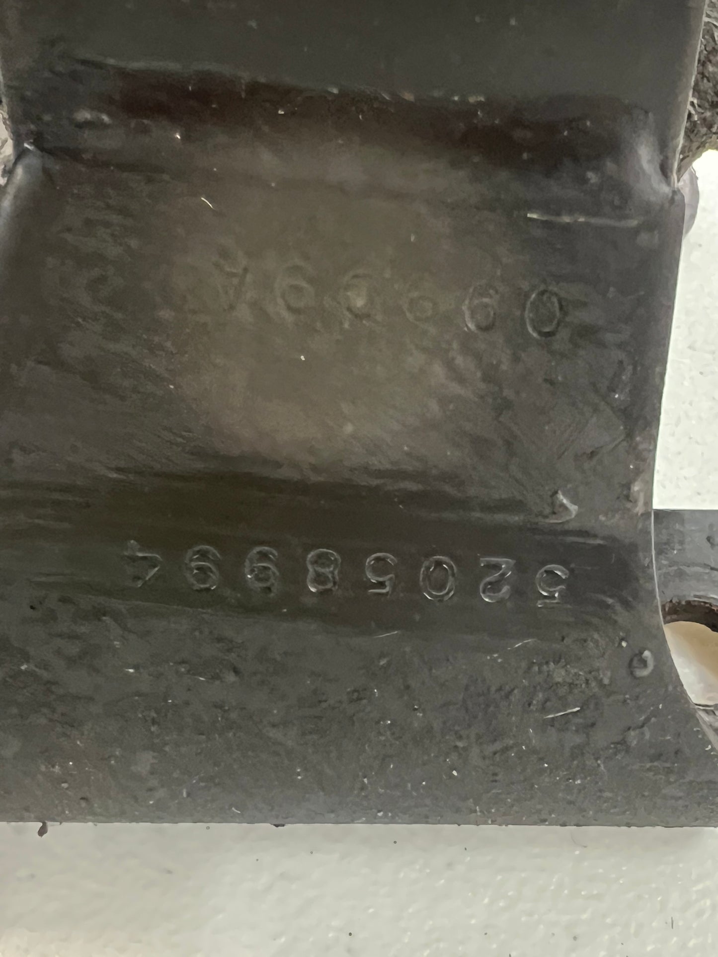 Transmission Mount - Bracket - Bolts - 1999-2004 Grand Cherokee WJ 4.0 & 4.7