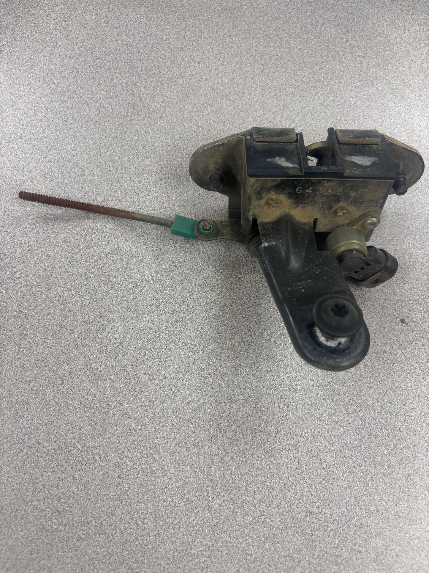 Jeep Cherokee Back Hatch/Liftgate Latch Mechanism *All year models