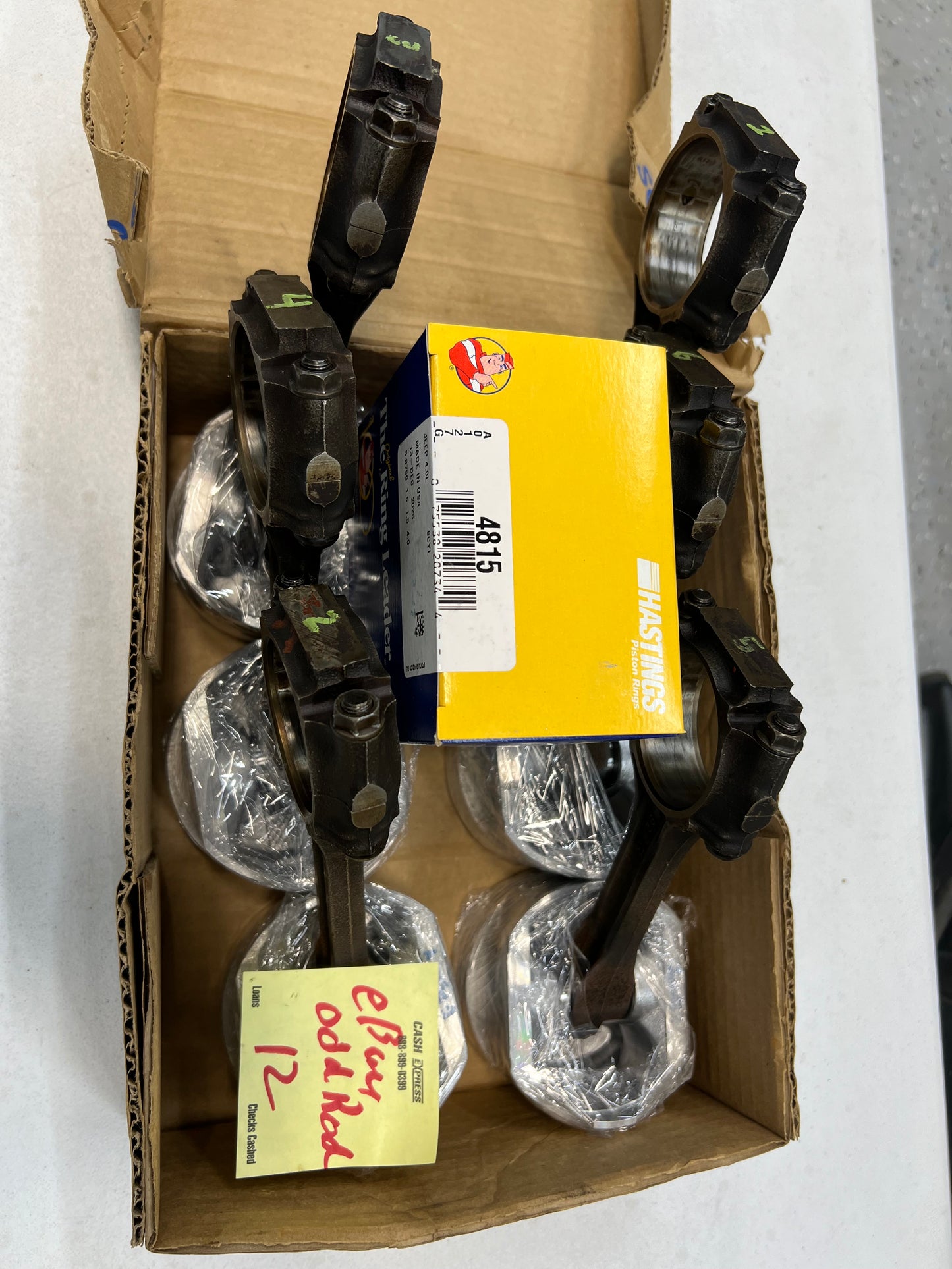 eBay Pistons on AMC Rods -  4.0 Pistons & Rods - New Pistons on Rods With Rings