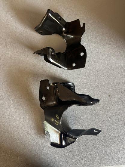 Engine to Body Metal Mounts. 99-2004 Jeep Grand Cherokee