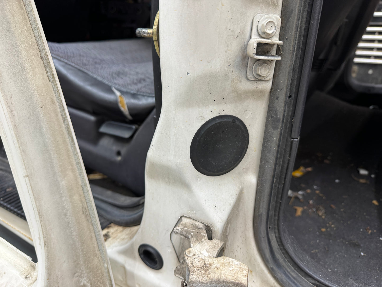 Covers - Plugs - Rubber Grommets - 1997-2001 Jeep Cherokee XJ